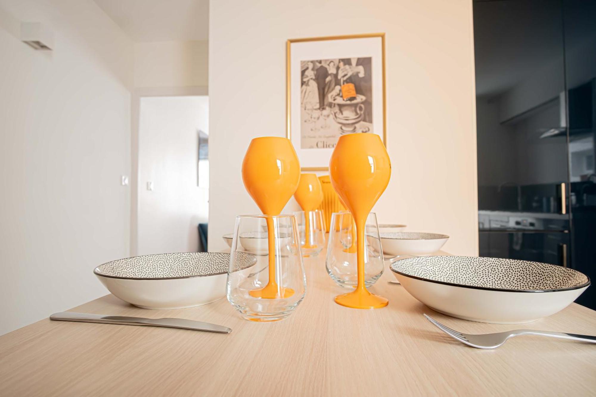 Apartamento Les capucins de la cathédrale TRIPLEX Reims Exterior foto